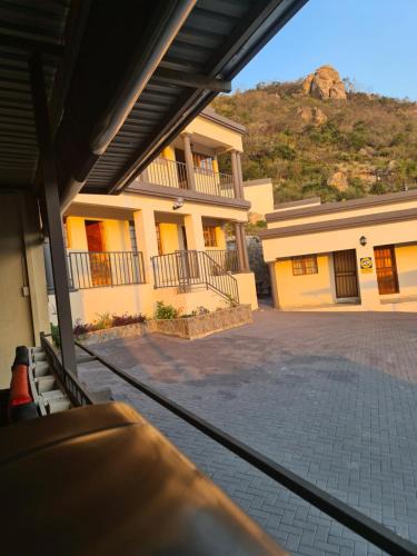 Mbombela Apartment | SummerField Guest House