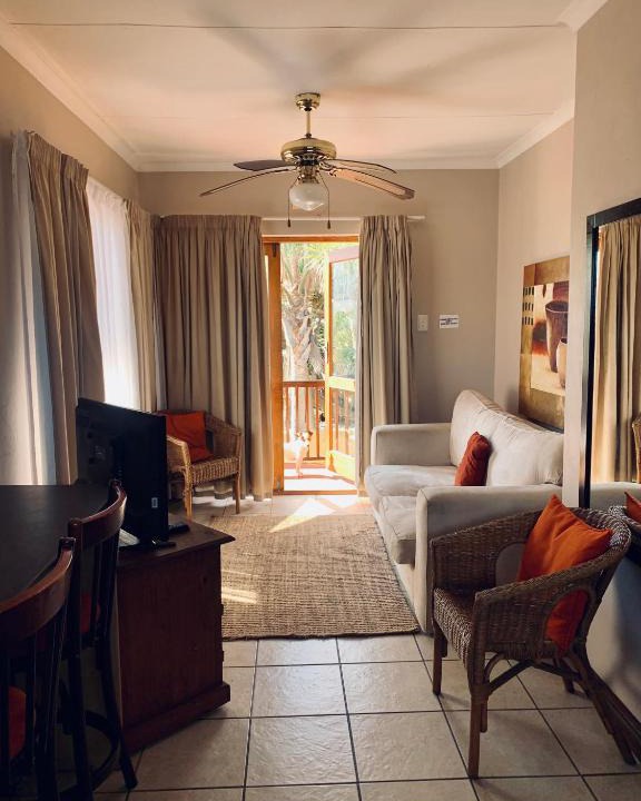 Pollok Beach House | Summerstrand Beach Lodge