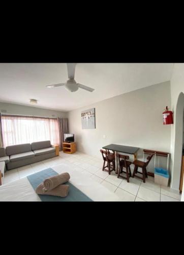 Margate Apartment | Suntide Cabanas unit 3