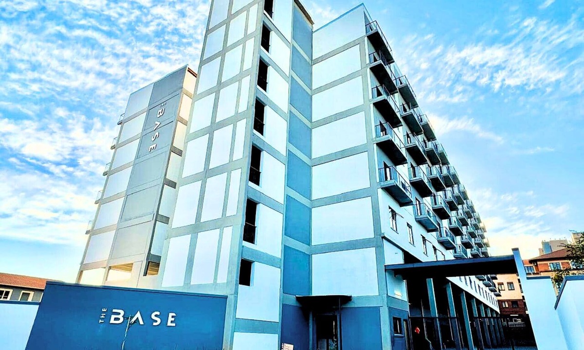 Greater Johannesburg Metropolitan Area Apartment | Surrey Oasis in Randburg