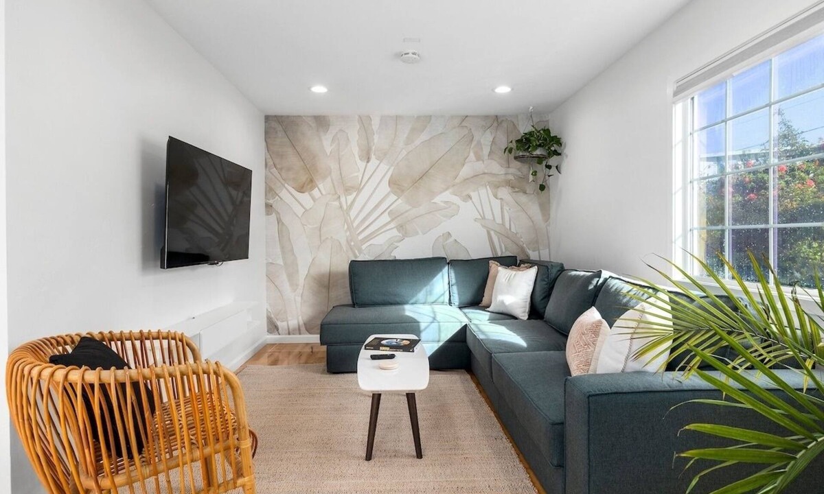 Eastside Santa Cruz Hotel | Swell House Santa Cruz - Apartment 10