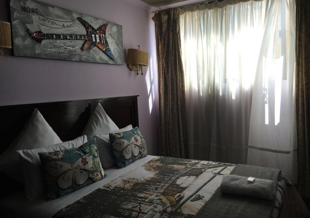 Kempton Park House | Tassili Lodge