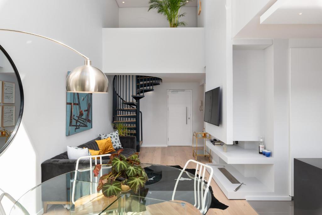 Sea Point Apartment | TENONQ 14B