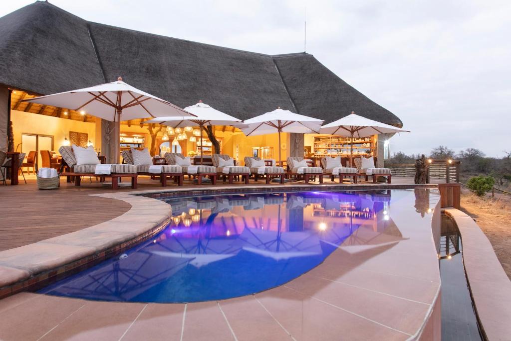 Thorny Bush Game Reserve Cabin | Thabamati Luxury Tented Camp