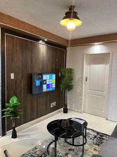 Sandown Apartment | Thatishi's Sandton CBD Apartment