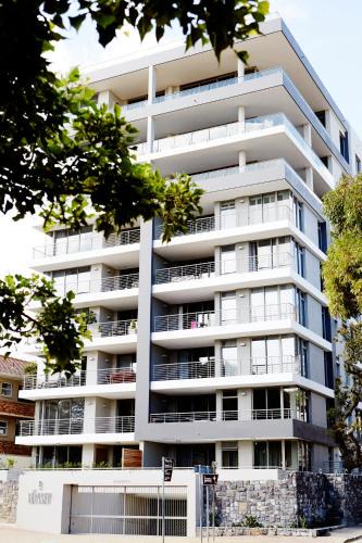 Green Point Apartment | The Antrim Apartments by Totalstay
