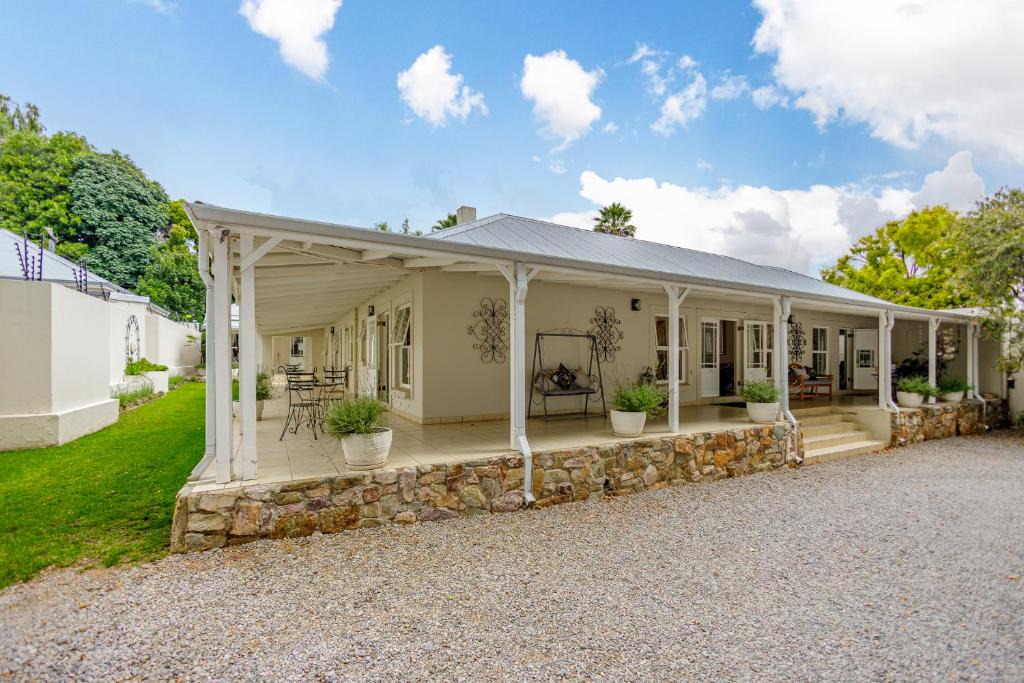 Parkwood House | The Ashford