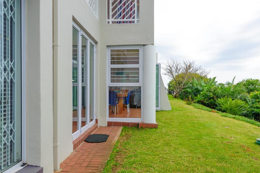 Shaka's Rock Apartment | The Beacon 41