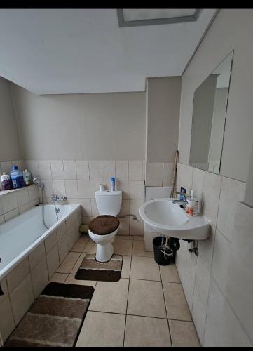 Braamfontein Apartment | The Bridgeview apartments
