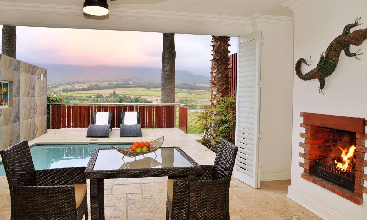 Drakenstein House | The Coach House at Val du Charron