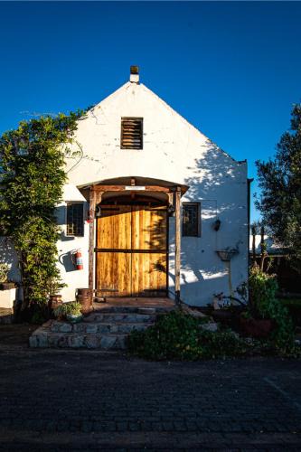 eNtokozweni Hotel | The Grey's Inn