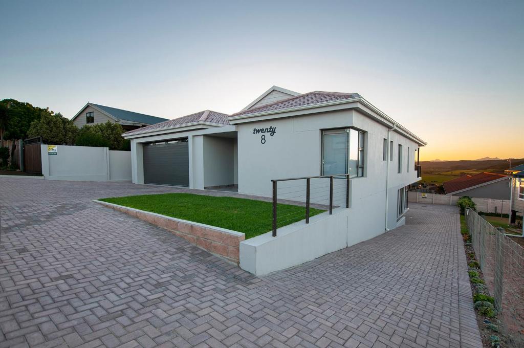 Reebok Apartment | The Guinea Fowl