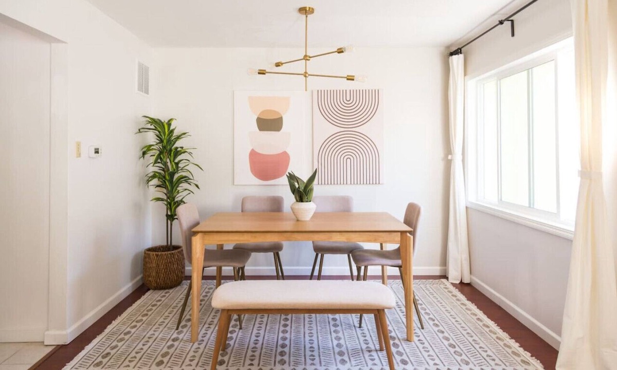 South San Mateo House | The Laurel Pad -12-Min From SFO, Tastefully Designed, Work Station