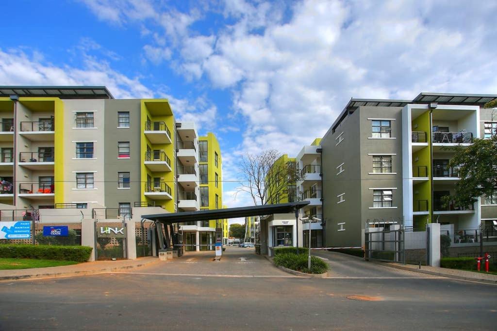 Greater Johannesburg Metropolitan Area Apartment | The Link Complex