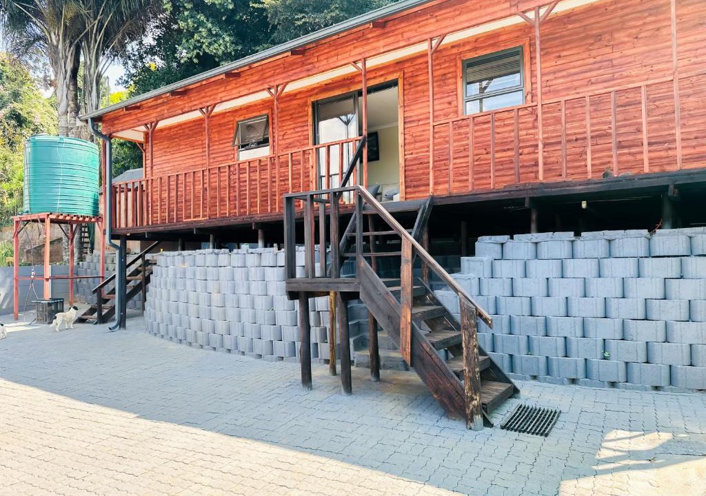 Sabie Apartment | The Man Cave