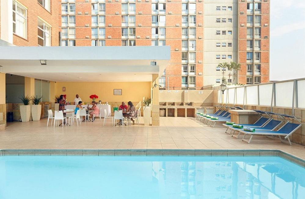 North Beach Apartment | The Oceanic 1 bedroom with Ocean views - Self-catering Apartment