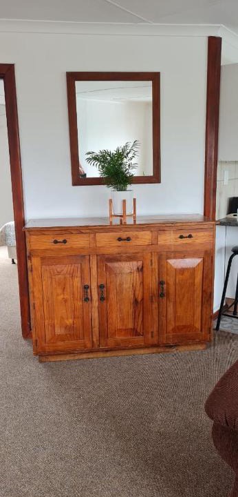 Beacon Bay Apartment | The Olde Folks