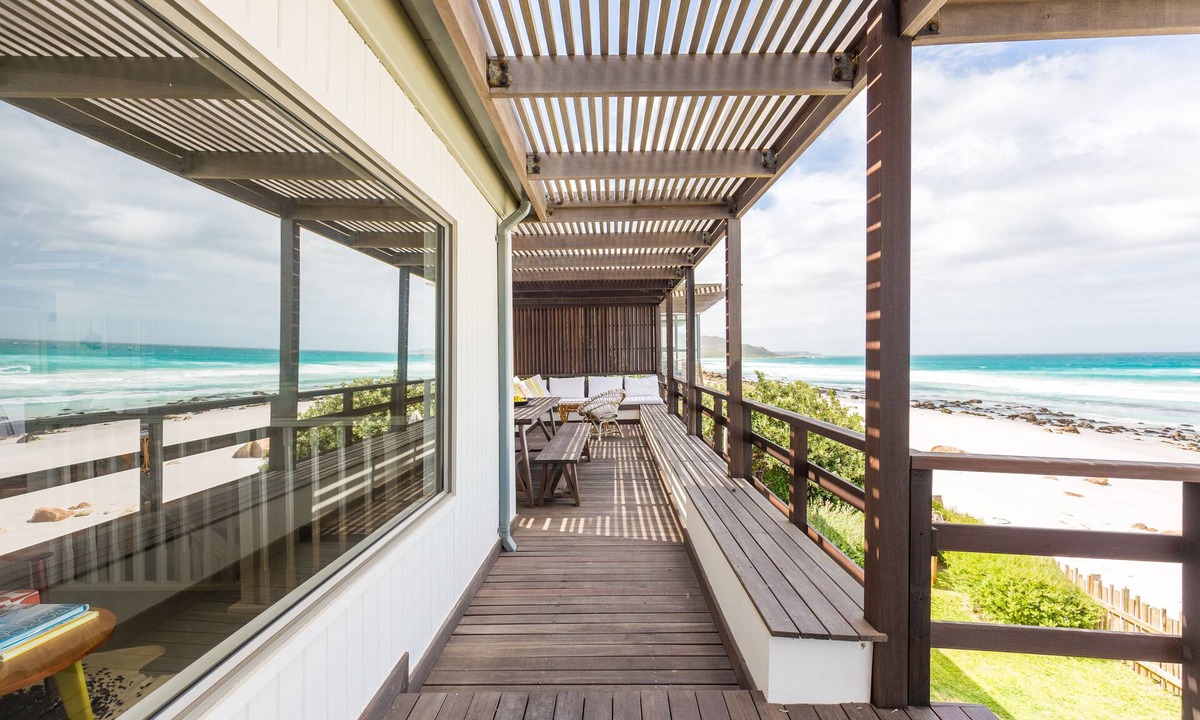 Redhill House | The perfect beach bungalow