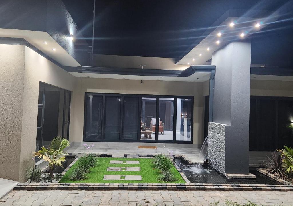 Musina Bed & Breakfast | The Residence Villa