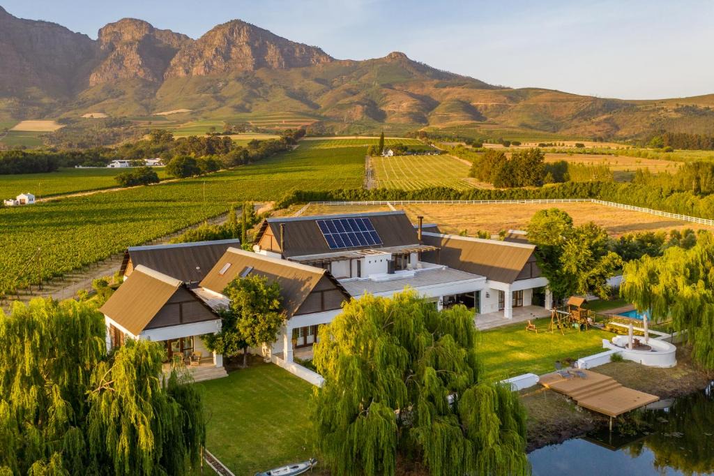Cape Winelands Villa | The Residence @ Vrede & Lust