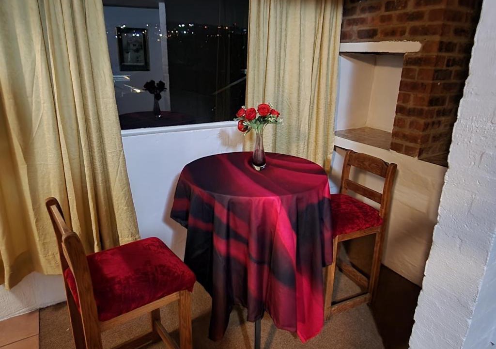 Linden Apartment | The Rose 47 4th Street Albertskroon