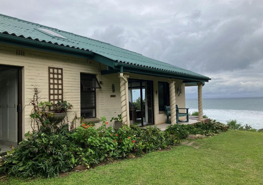 Marina Beach House | The Sea Cottage