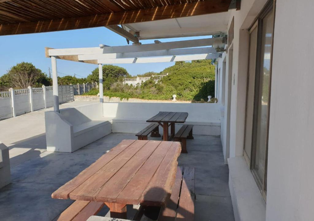 Arniston House | The Summer Place - Arniston Waenhuiskrans