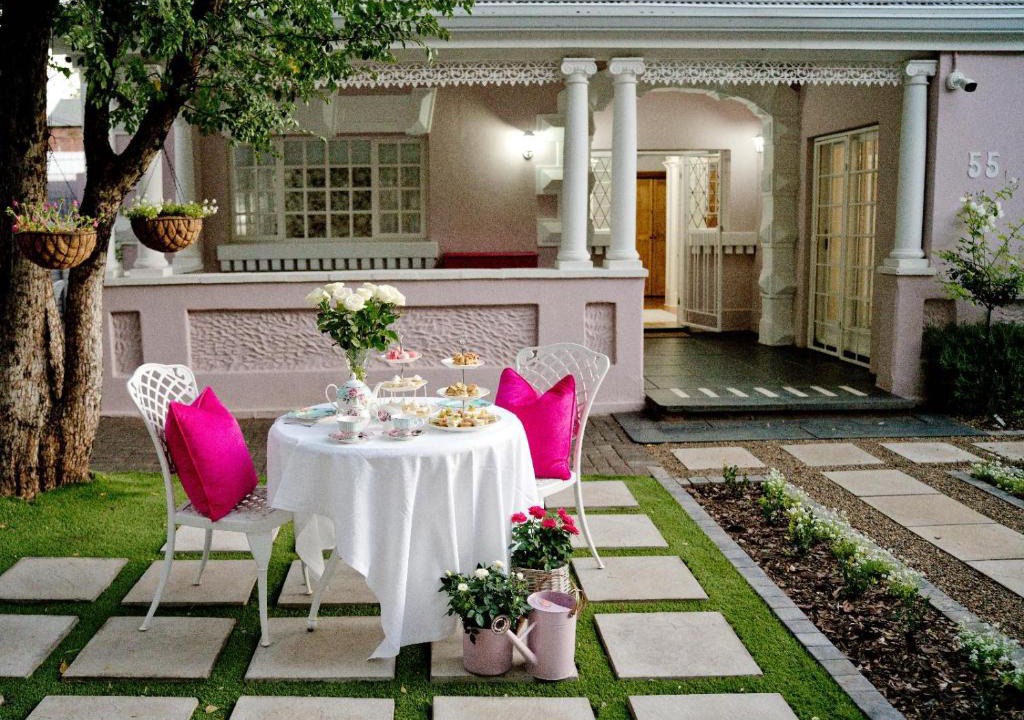 Westdene House | The Sweet Rose