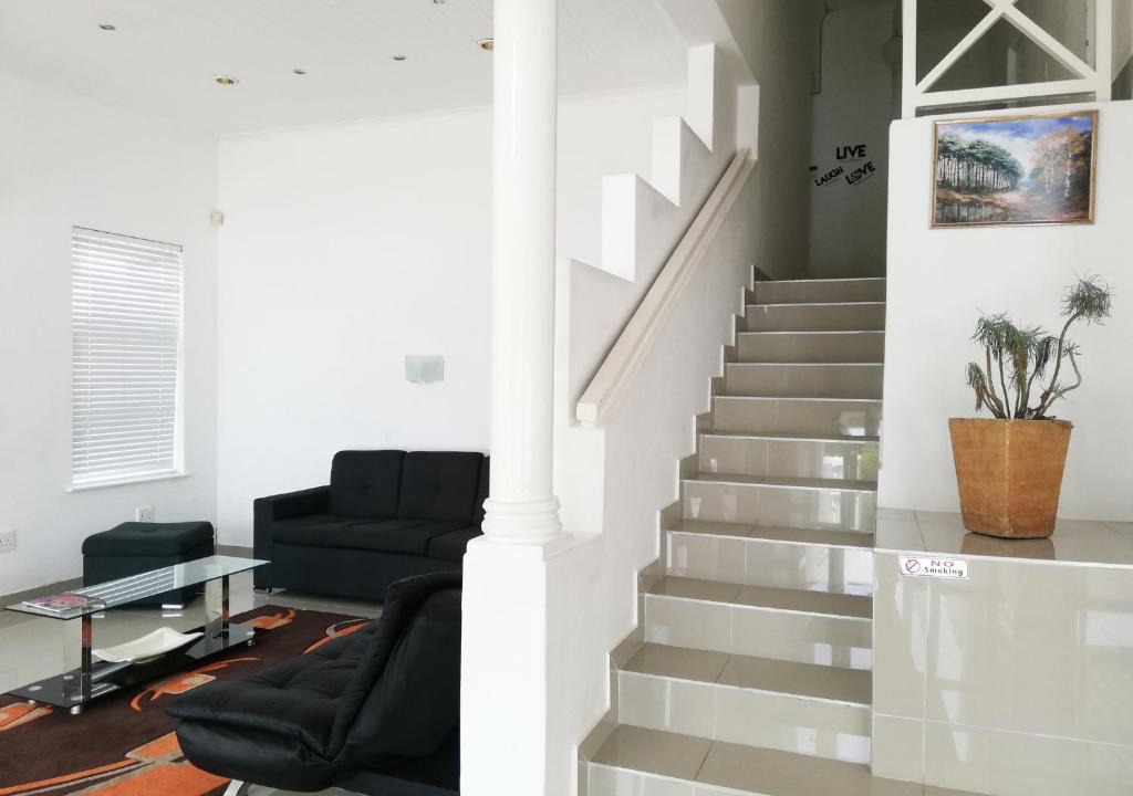 Essenwood Bed & Breakfast | The Time And The Place