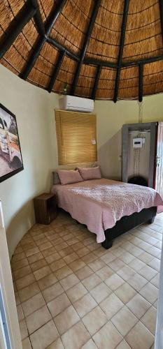 Marloth Park House | The Truck Rondawel