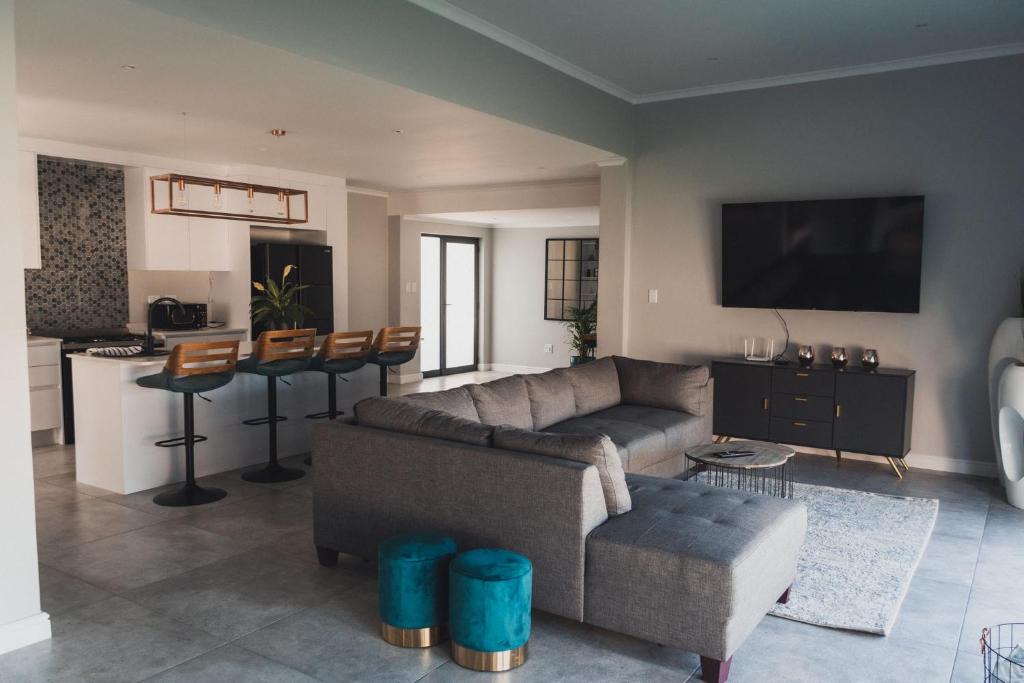 Trawal House | The winelands