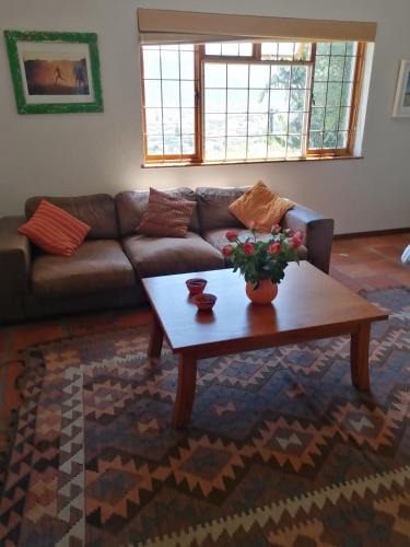Fish Hoek Apartment | Top spot for adventurous couple