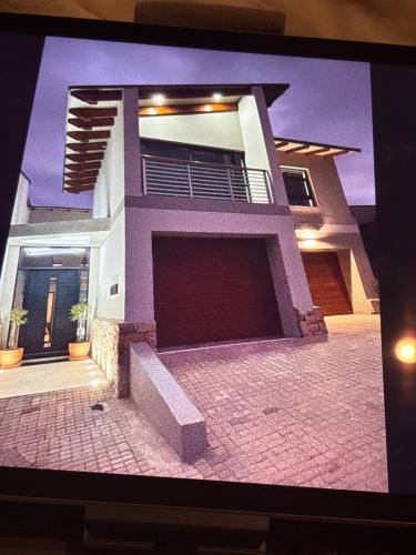 Herolds Bay House | Topiary Lux Studio 16!