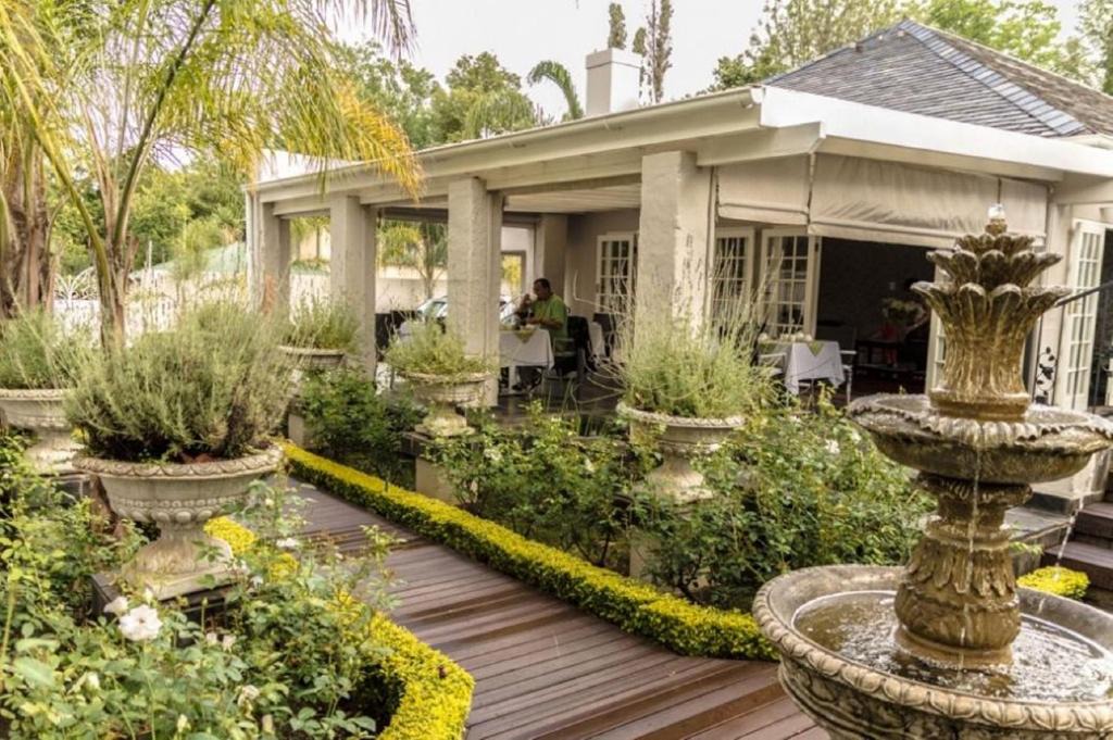 Baileys Muckleneuk House | Touch of Class Guest House