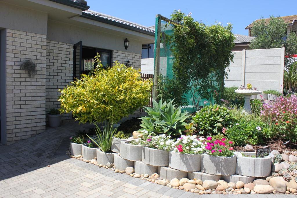 Klein Brak River Bed & Breakfast | Traveller's Rest, Reebok