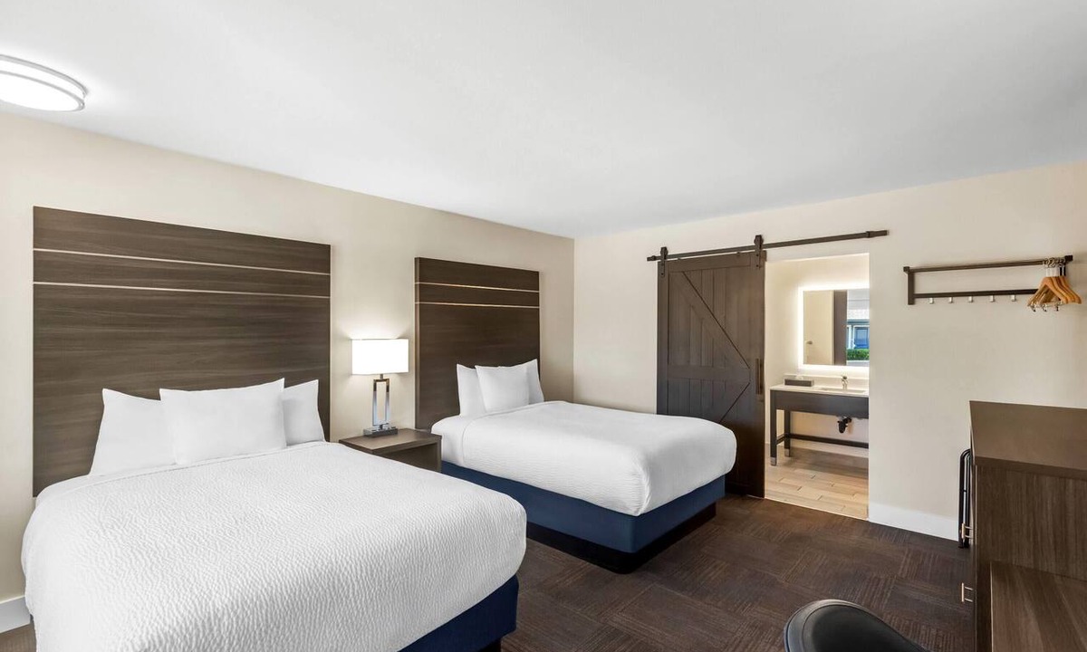 Santa Rosa Hotel | Travelodge by Wyndham Santa Rosa Wine Country