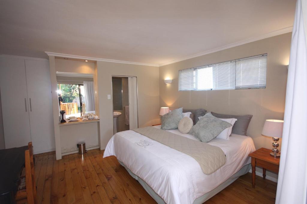 Adelaide House | Tri-Angle B&B and Wellness Salon