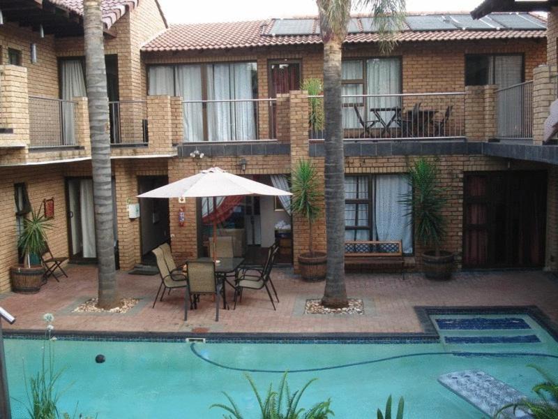 Eldoraigne House | Uitsigpark Guest@home4U