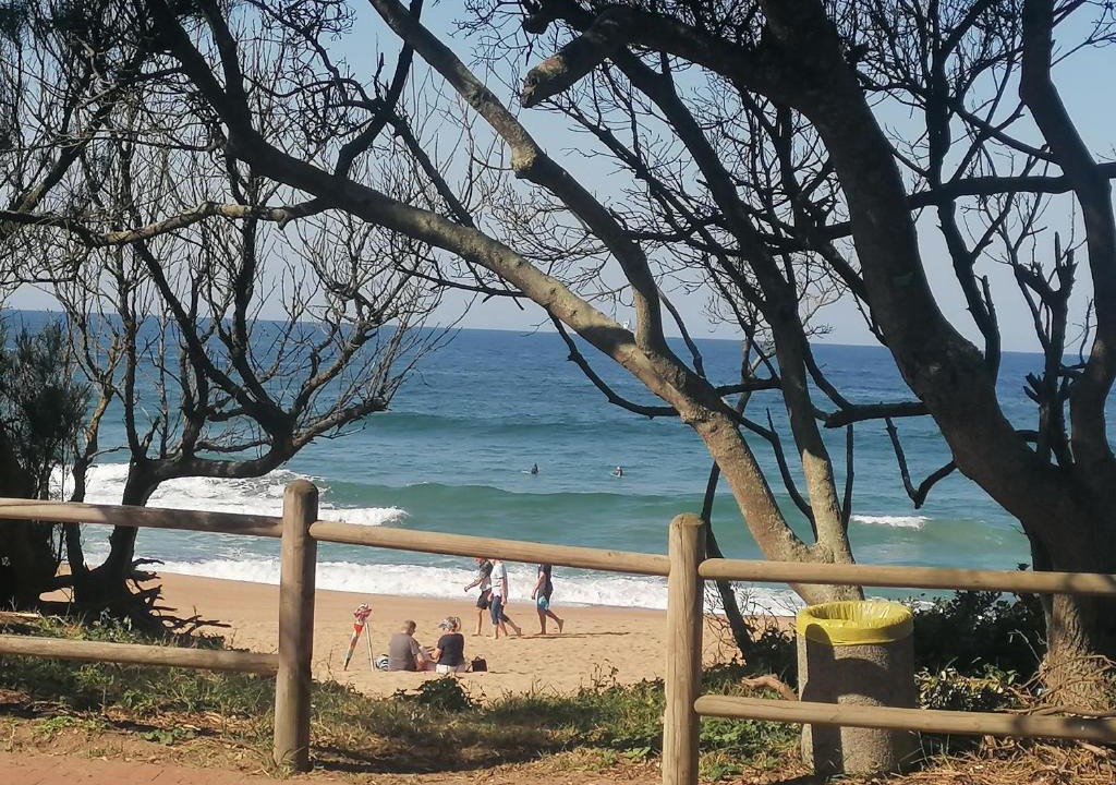 Selection Beach Apartment | Umdloti Holiday Resort "On The Rocks"