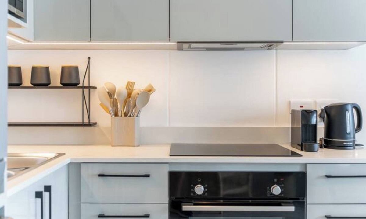 Wynberg Apartment | Urban Chic Living