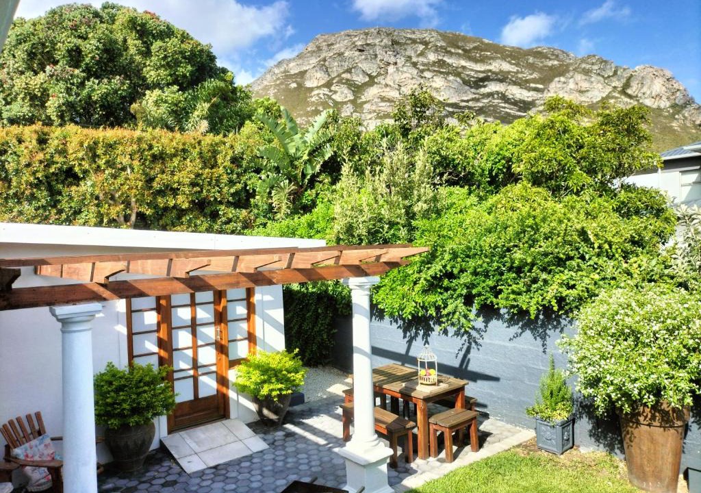 Voelklip Apartment | use other listing please