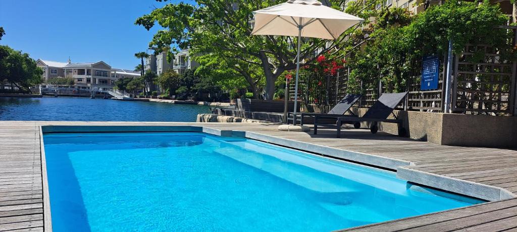 Victoria and Alfred Waterfront Apartment | V&A Waterfront Marina Family Apartment 101 Altmore