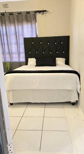 Vanderbijlpark House | Vaal Self Catering close to Vaal Mall and Aquadome