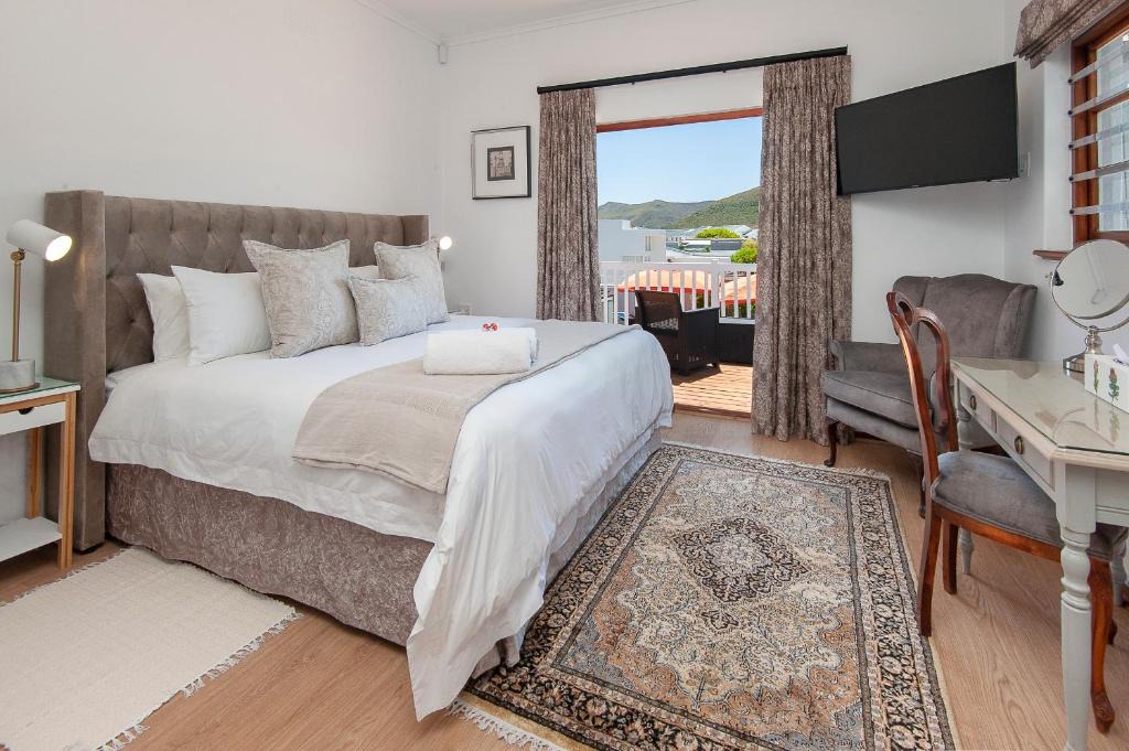 Westcliff House | Villa Venusta Luxury Guesthouse - Solar Power