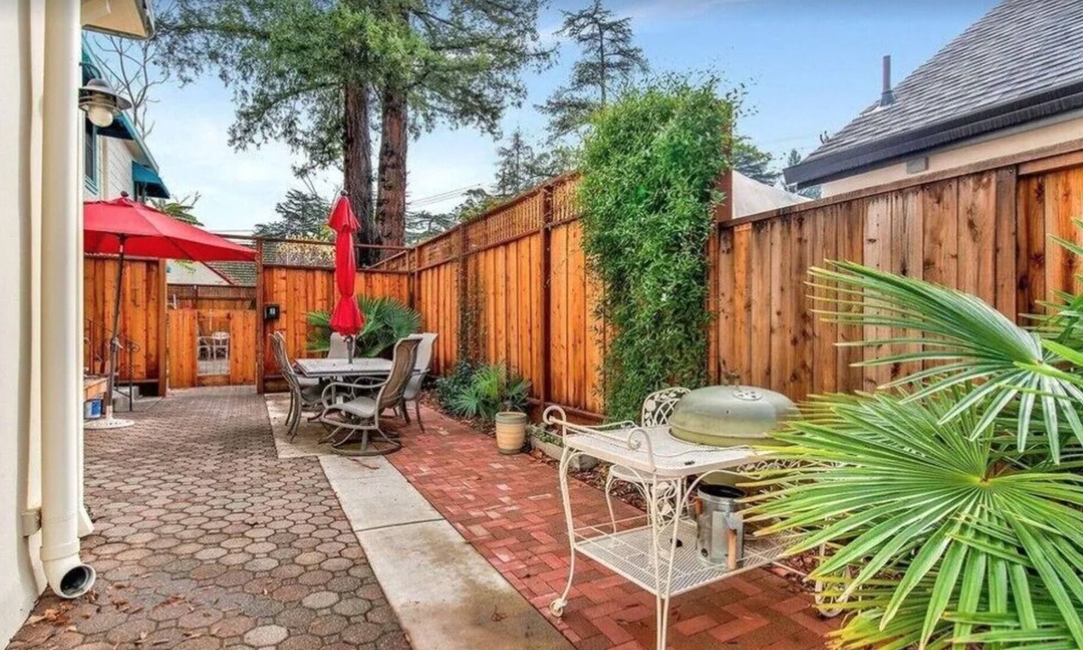 Montgomery Village Apartment | Vintage Retro 1BR Near Downtown Santa Rosa