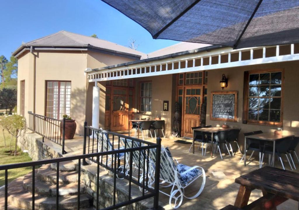Zastron Cabin | VULTURES LODGE