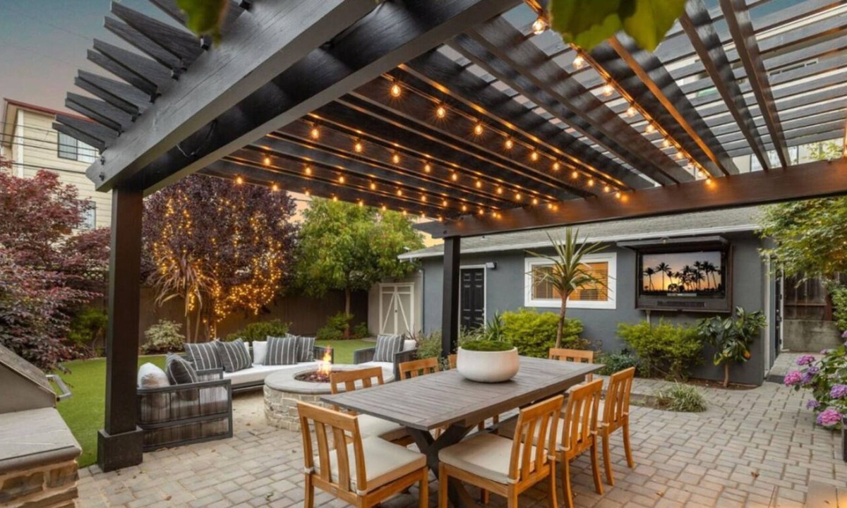 Burlingame Terrace House | Walkable Luxurious Designer Home close to downtown, heart of Silicon Valley