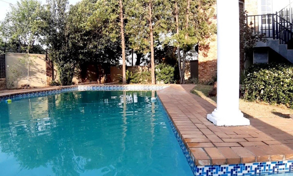 Woodmead Apartment | Waterfall City Guest Lodge, Johannesburg - Queen Garden Unit