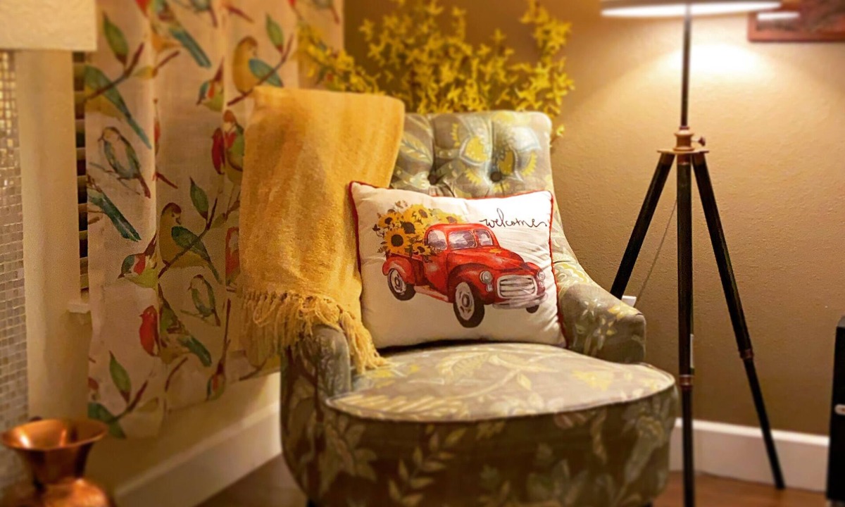 Windsor House | Well-Established 5-STAR VRBO Exclusive Available for Longer Stays