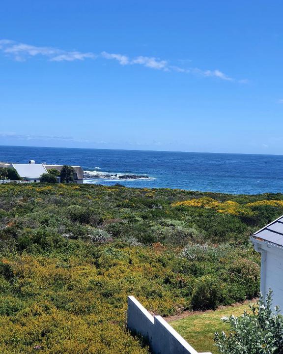 Grotto Bay House | West Coast Seaside Getaway
